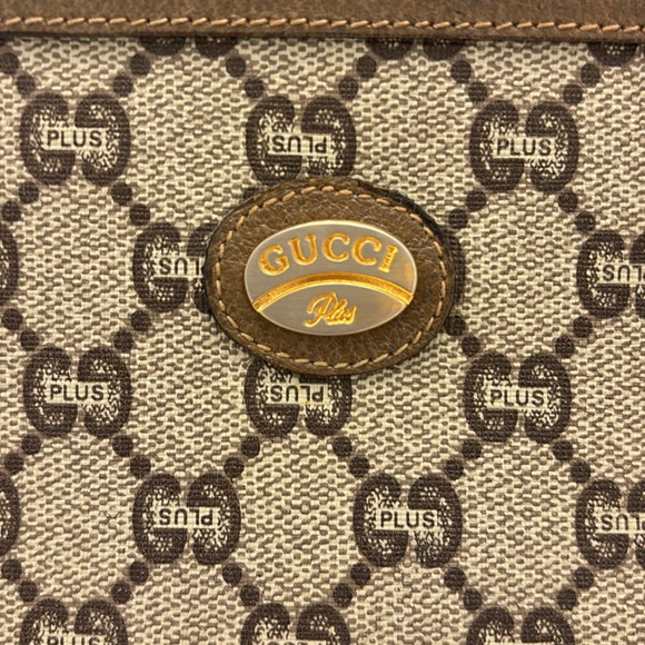 Gucci Plus pouch. - Picture 2 of 14